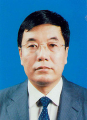 樊  明